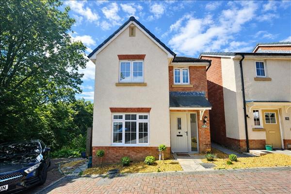 Detached, Highfields - Porth, 3 Beds - 1 Baths - 1 Receptions