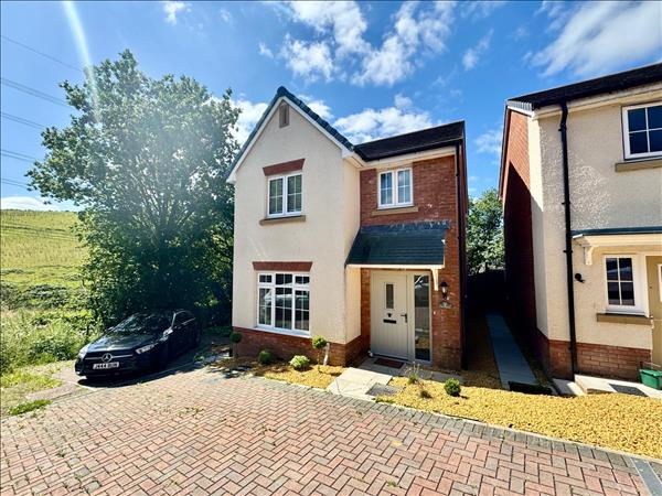 Detached, Highfields - Porth, 3 Beds - 1 Baths - 1 Receptions