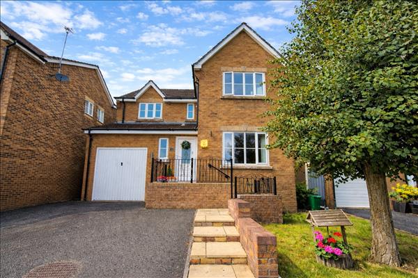 Detached, Beechwood Drive - Porth, 4 Beds - 2 Baths - 3 Receptions