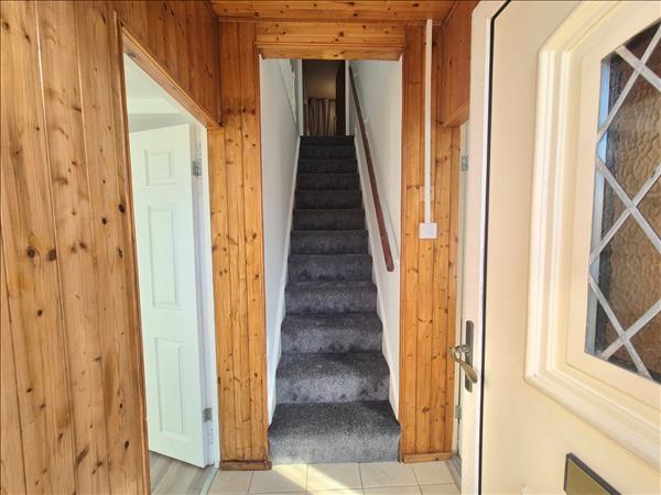 Semi Detached, School Street - Porth, 3 Beds - 1 Baths - 2 Receptions