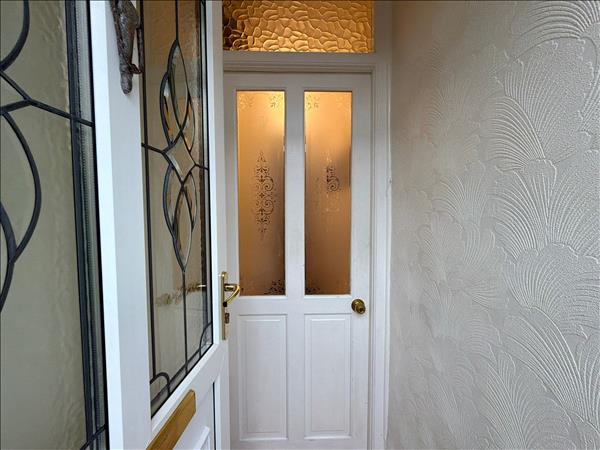 Terraced, Glyn Street - Porth, 2 Beds - 1 Baths - 1 Receptions