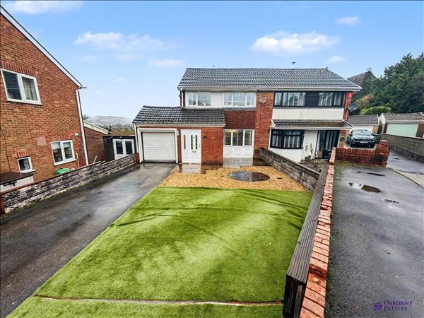 Semi Detached, Parklands Crescent - Porth, 3 Beds - 1 Baths - 1 Receptions